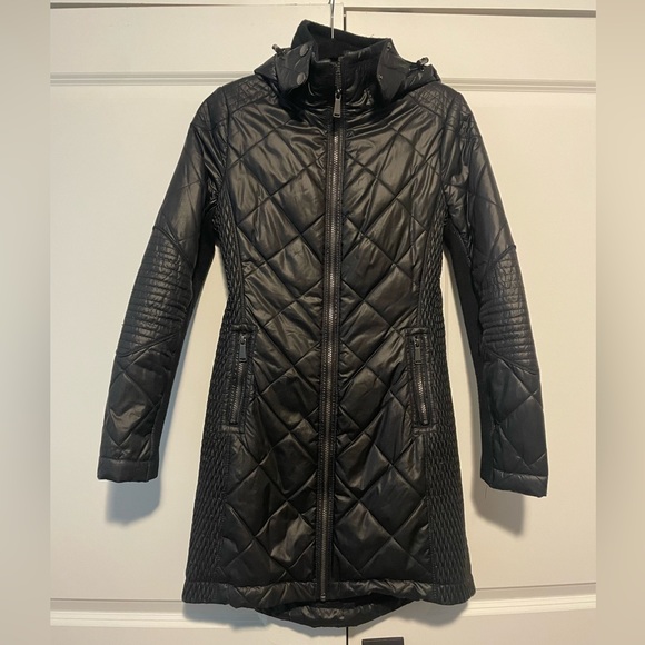 BCBGeneration Quilted Black Puffer Jacket Sz XS - Picture 3 of 13
